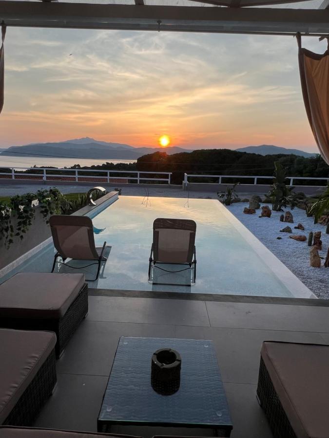 Villa Messina Каполивери Екстериор снимка