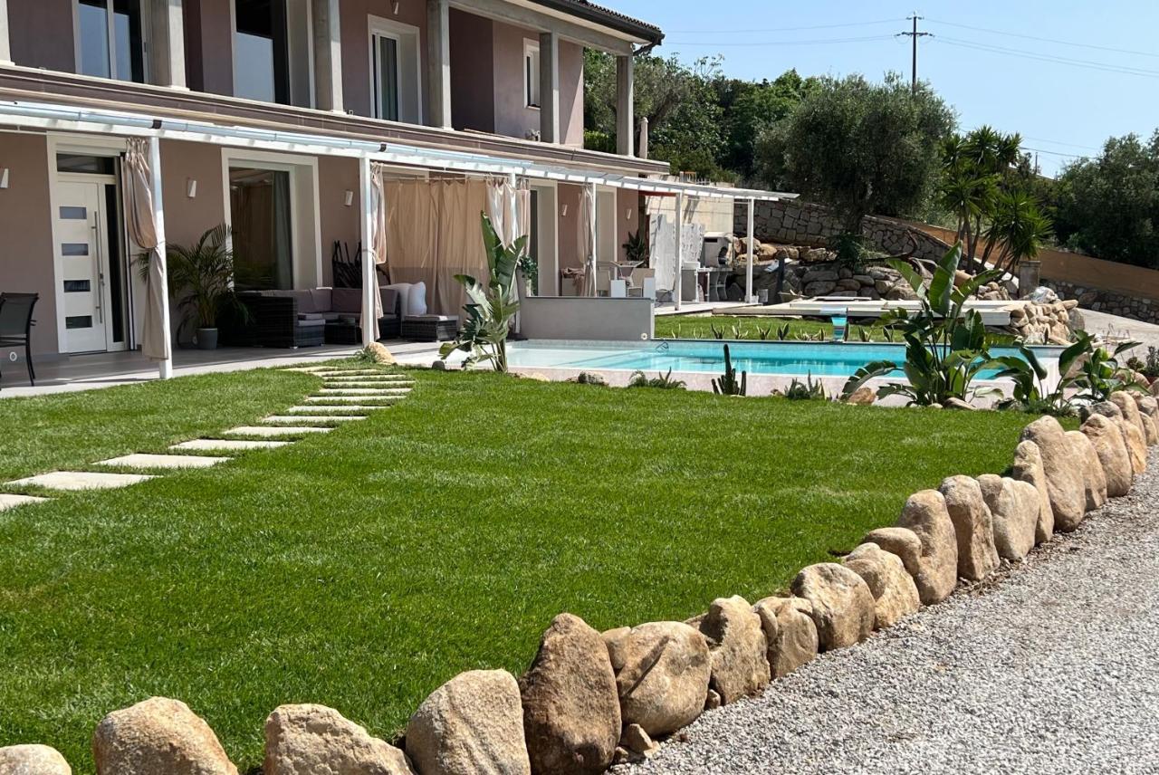 Villa Messina Каполивери Екстериор снимка