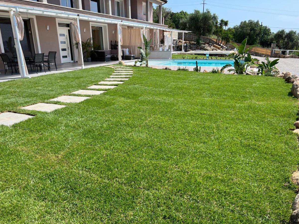 Villa Messina Каполивери Екстериор снимка